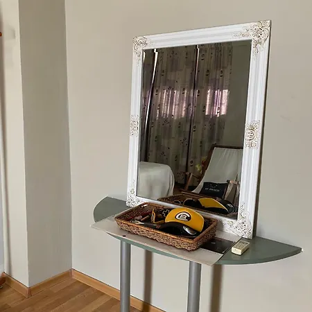 Lägenhetshotell Spacious Modern Two-bedroon In Elit 1 Complex Slăntjev Brjag