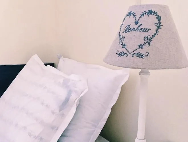 Spacious Modern Two-bedroon In Elit 1 Complex