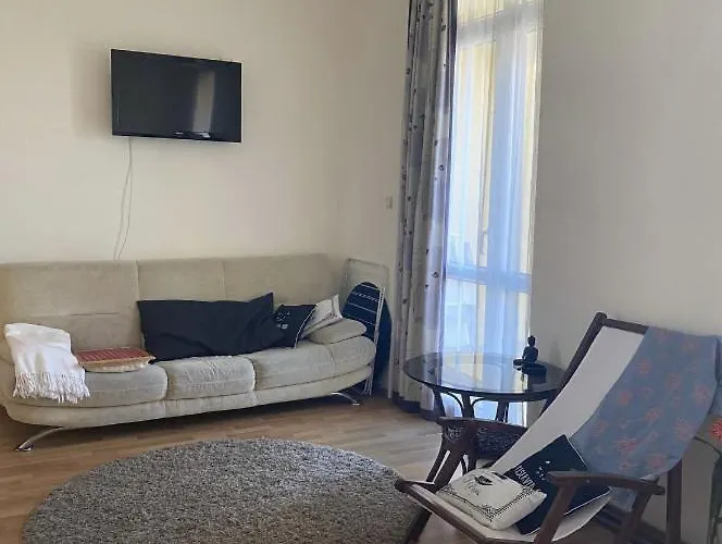 Spacious Modern Two-bedroon In Elit 1 Complex 公寓式酒店 阳光海滩