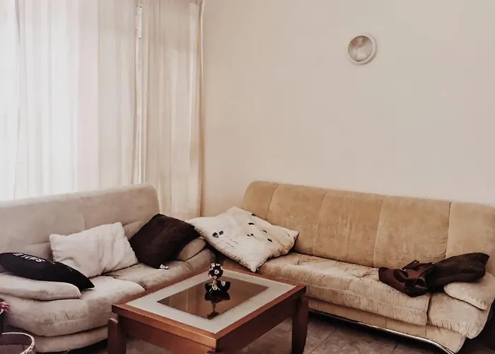 Spacious Modern Two-bedroon In Elit 1 Complex 公寓式酒店