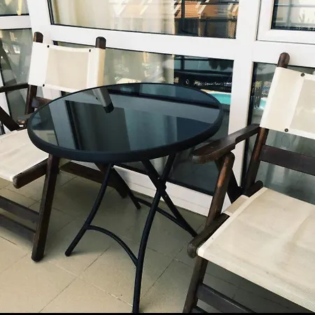 Spacious Modern Two-bedroon In Elit 1 Complex