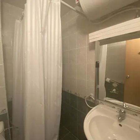 Spacious Modern Two-bedroon In Elit 1 Complex Apartmanhotel