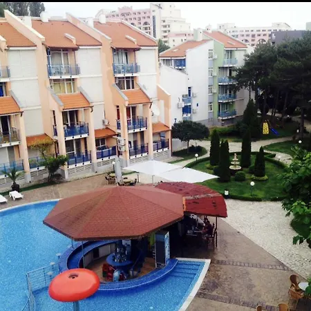 Apartmanhotel Spacious Modern Two-bedroon In Elit 1 Complex