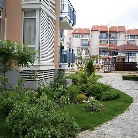 Spacious Modern Two-bedroon In Elit 1 Complex 3*