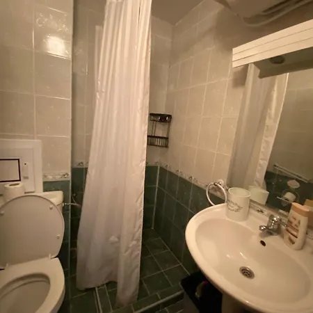 Apartmanhotel Spacious Modern Two-bedroon In Elit 1 Complex 3*