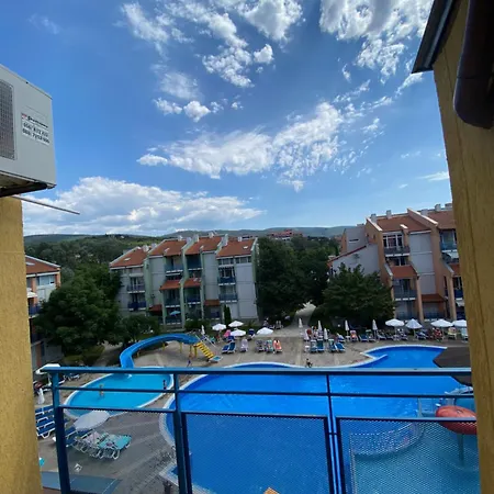 Spacious Modern Two-bedroon In Elit 1 Complex 3*